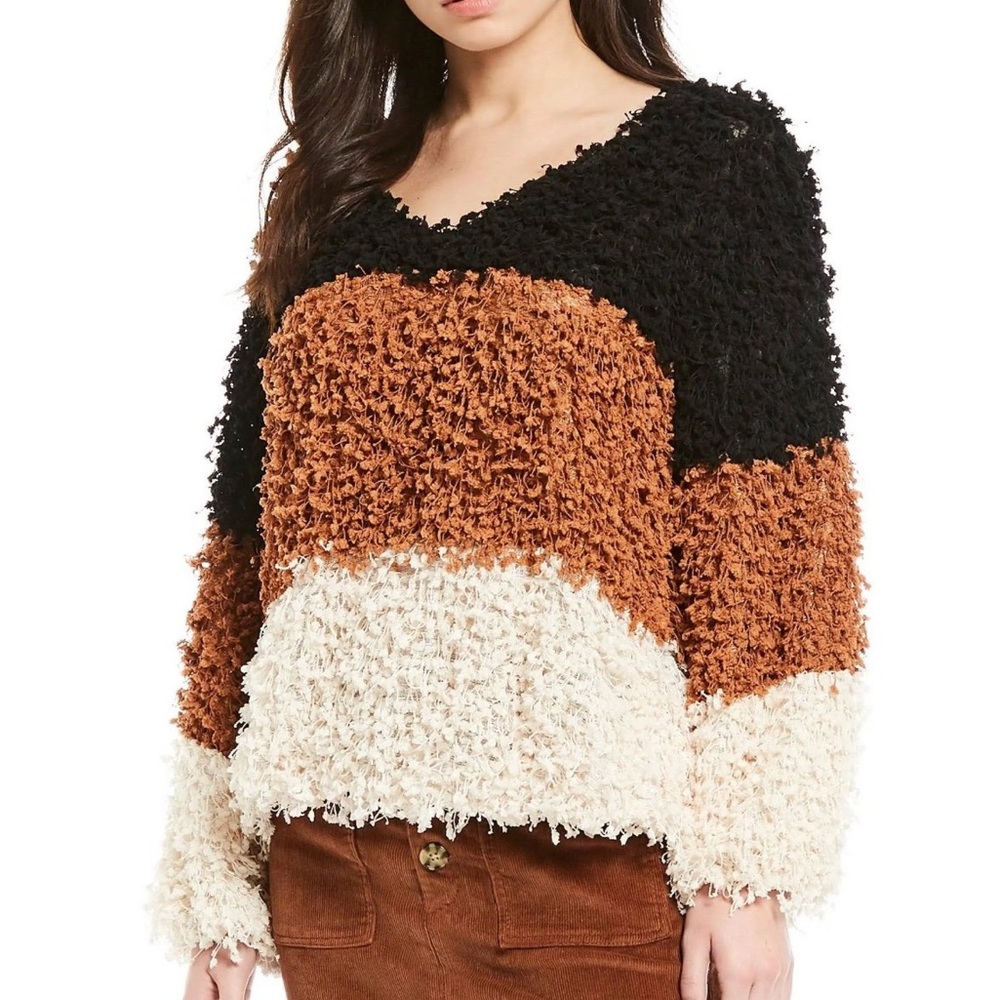 🌼Blu Pepper Black, Brown, and Cream V-Neck Sweater